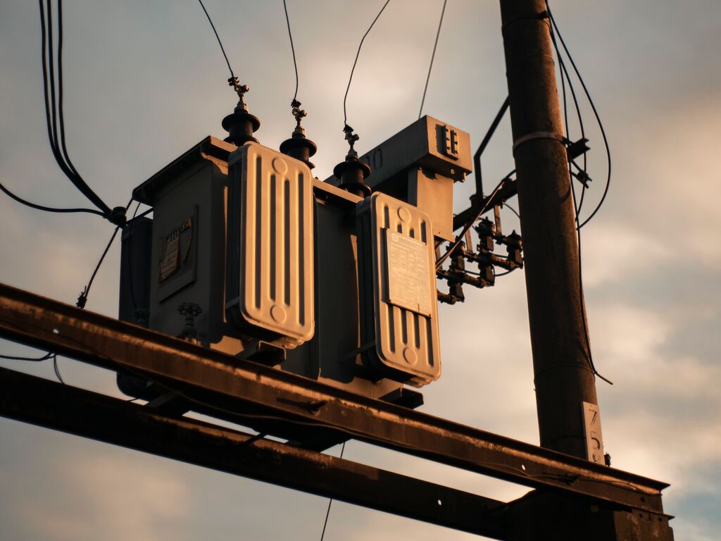 Power Distribution Transformer